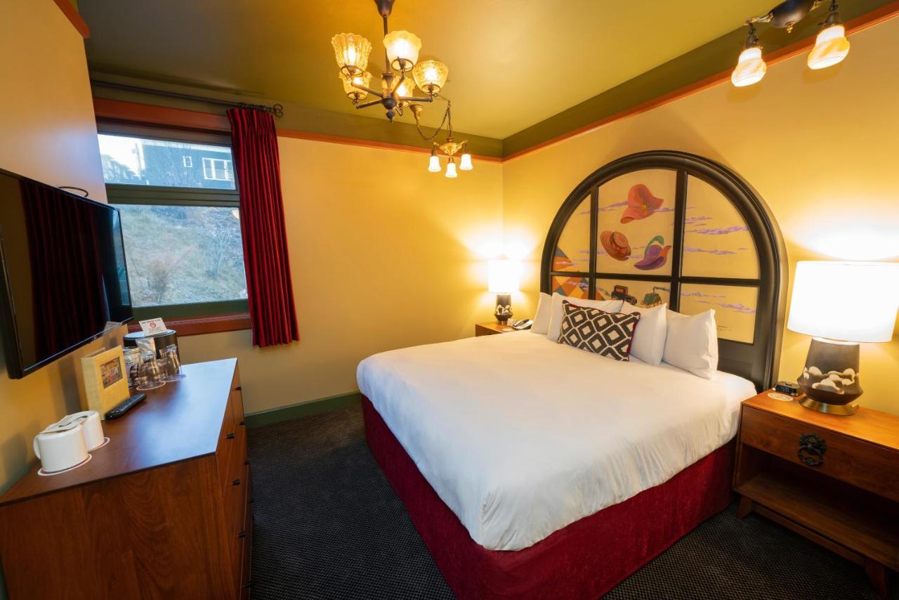 Hotel Mcmenamins Elks Temple à Tacoma Extérieur photo
